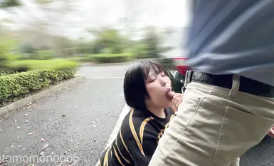 fc2-ppv-4640029 戶外長襪全裸暴露性愛影片！中出後濃稠的精液滴到絲襪上