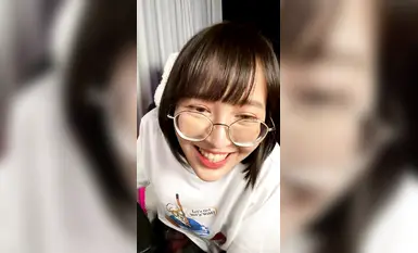 萬狼求檔OnlyFans斯文眼鏡反差小姐姐【deerlong】私拍合集,極品中的極品天生的肉便器,純情少女展現精湛口活兒口爆吞精 (15)