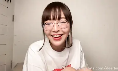 萬狼求檔OnlyFans斯文眼鏡反差小姐姐【deerlong】私拍合集,極品中的極品天生的肉便器,純情少女展現精湛口活兒口爆吞精 (2)