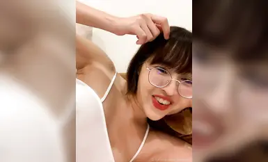 ワンランはOnlyFansに優しいメガネのコントラストの女の子[deerlong]プライベート写真集を求め、最高の天然肉便器、純粋な女の子は素晴らしいオーラルセックスオーラルザーメン飲み込みを披露します（27）