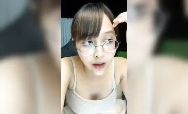 Wanlang meminta OnlyFans untuk koleksi foto peribadi gadis kontras cermin mata lembut OnlyFans [deerlong], urinal daging asli terbaik yang terbaik, gadis tulen menunjukkan seks oral luar biasa menelan oral merangkap (5)
