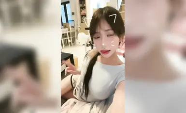 抖音反差女神『宥子oct9』最新定制道具自慰，风骚气质高挑身材男人看了就想侵犯穷人女神富人玩物精盆(3)