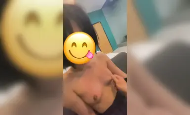 專操極品嫩妹大神『dogking』約炮廣州母狗嫩妹，清純與風騷並存 抓著頭發瘋狂打樁，身材太棒艹起來太舒服了 (2)