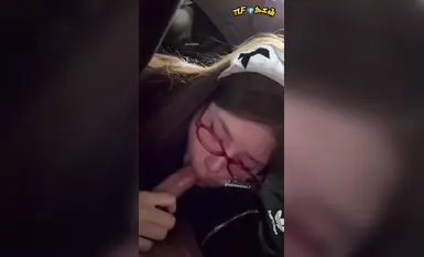 [Contrast asong babae m] Panlabas na asong babae sex kotse