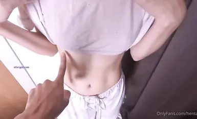 Cô gái trẻ đẹp nhất trường "Hentai-TV" bị bắt gặp với đôi chân và âm hộ hổ trắng hồng của cô bị nhét đầy một con cặc. Cơ thể nhỏ nhắn của cô bị địt ở nhiều tư thế khác nhau và âm thanh rất dễ chịu (13)