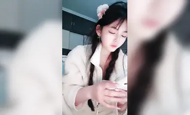 Terbaru pada Mac 2025, dewi selebriti Internet Douyin pergi ke laut [Kucing Rakus Kecil] sangat cantik, anda pasti akan jatuh cinta pada pandangan pertama, ia benar-benar kecantikan yang sangat kontras, sangat lembut dan telanjang sepenuhnya (5)