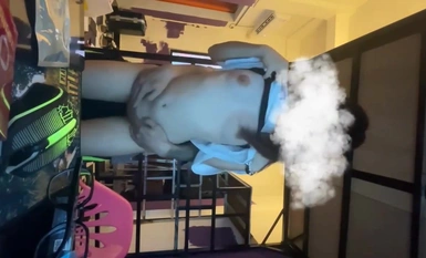 最高の若い女の子をファックすることに特化したマスター「ドッグキング」は、合法的な若い女の子、クリーム色の肌、純粋で好色な女の子、純粋で美しい外見だが好色な心を持つ女の子とフックアップします[パート2]（5）