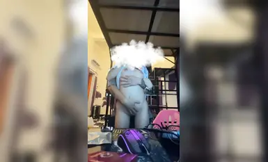 最高の若い女の子をファックすることに特化したマスター「ドッグキング」は、合法的な若い女の子、クリーム色の肌、純粋で好色な女の子、純粋で美しい外見だが好色な心を持つ女の子とフックアップします[パート2]（5）