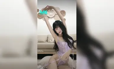 很可爱的越南新主播，大尺度抽插，多次喷水！ ！ _极品蜜桃臀后入，怼镜头肉棒抽插、手指插菊花、M腿掰开嫩穴自慰！ (2)