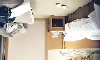 約操極品美乳外圍小姐姐，美是掩蓋不住的，脫衣才發現乳房又大又美誘惑力十足，激情啪啪口交觀賞度滿分