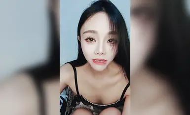 一笑傾心 極品女神。