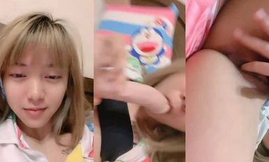 年輕嫩妹_和媽媽同住_偷偷陽具自慰