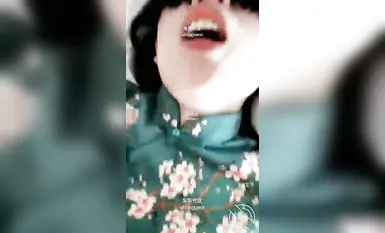 海角亂倫大神【shsjsjssnn】『與親姐和漂亮表姐的瘋狂亂倫』收費合集，穿上空姐制服 嘗試姐姐的後庭 射在姐姐嘴裡！ (2)