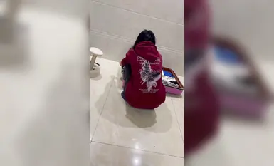 Twitter mengkhususkan diri dalam menggantung tuhan loli yang cantik "Qing" 100 orang membunuh banyak jalang kecil tulen, gadis sekolah JK yang kelihatan tulen sebenarnya adalah jalang yang tidak sabar-sabar untuk diisi dengan air mani (3)