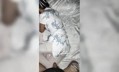 海角外站乱伦大神【想睡我妹小宁】妹妹漫展回来醉酒偷操她，射的时候醒了，让我滚出去把我手机摔了