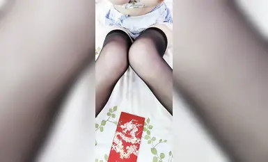 完璧な体を持つ9頭身の少女がスポンサーと付き合い、セックスの訓練を受けます。彼女は美しく、無敵の体を持っています。彼女は貧乏人の女神であり、金持ちの精子壺である最高級のコントラスト雌犬です！次へ (3)