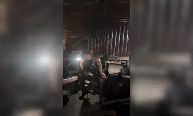 Một cô gái trẻ có thân hình tuyệt vời và khuôn mặt xinh đẹp, một buổi chụp ảnh riêng tư quy mô lớn, với bộ ngực tròn và một cái mông cong, đầy cám dỗ (2)