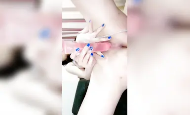 เทพธิดาคนดังในอินเตอร์เน็ตที่สวยงามที่สุด! อาวุธหน้าอกอีกชิ้น น้องใหม่กำลังจะเปิดตัวเร็วๆ นี้! ชุดเซ็กซี่เผยหน้าอก ดึงกางเกงชั้นในออกแล้วเย็ดจิมิ