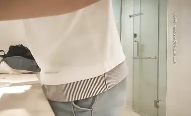 Kecantikan terbaik, kemuncak kecantikan malam itu, dingin dan menyendiri, figura dan wajahnya benar-benar memenuhi piawaian seorang dewi, karya agung melancap yang penuh ghairah