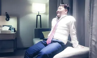 高端外围女神场，会玩识撩，我被她拿下了，甜美温柔爱笑亲和力强，69舔穴淫荡尤物