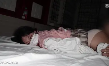 FC2-PPV-4593739 [无需解释] 在秋叶原女仆咖啡馆工作的 18 岁天使。第一次拿白球就消除了乐趣限制。附赠高清4K奖励。 ※特别版仅限首批发行，先到先得。