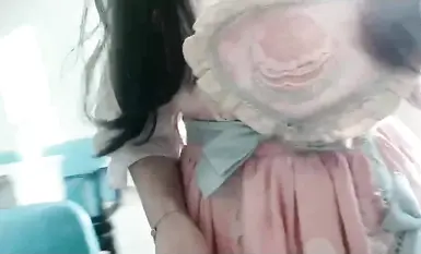 Một nữ sinh viên có bộ ngực lớn và ngoại hình đẹp khoe mặt [Little Tank] và thủ dâm trong ký túc xá, phơi bày cơ thể ngoài trời, uống nước tiểu và gọi bố! Cô nữ sinh xinh đẹp này lại cực kỳ khác biệt trong cuộc sống riêng tư, cô là một con đĩ thích phô bày và nghiện tình dục (2)