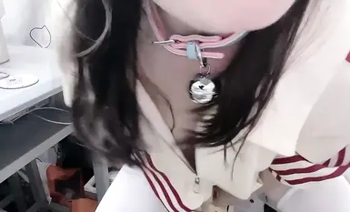 가슴 크고 잘생긴 대학생이 얼굴을 드러낸 채 [리틀탱크] 기숙사에서 자위행위를 하고, 야외에서 노출을 하고, 소변을 마시고, 아빠를 부른다! 아름다운 여학생은 사생활이 매우 다르고, 그녀는 전시주의자이고 섹스 중독자입니다(9)