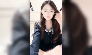 [신작 콘트라스트 소녀] 안경 쓴 섹시한 소녀 [쿠쿠투] 소품으로 자위, 콘돔 없이, 항문 섹스 시도, 꼬맹이 속성이 최대한 발휘됨 (12)