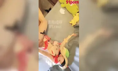 Dewi lucah teratas "A little Yingying (Ia Taotao)" Kerana pembantu rumah comel melakukan kaedah menghisap sperma harimau putih untuk memerah jus dan menitiskan sperma ke dalam mata HD asli