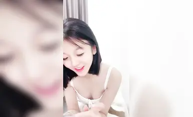 New anchor super pink school beauty anchor Yuanyuan tongue stud blowjob just entered the sea and kneeled on the toilet to be fucked, props training, breast push, tongue stud small mouth sexy blowjob, various postures explosion (43)