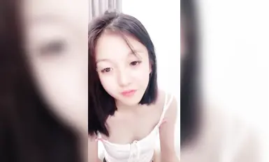 新人主播超级粉嫩的校花级主播源源舌钉口交刚下海就跪在马桶上被操，道具调教，胸推，舌钉小嘴性感口交，各种姿势爆操(48)