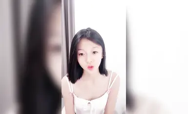 สาวสวยโรงเรียนสีชมพูสุดเซ็กซี่คนใหม่ หยวนหยวน เจาะลิ้นเป่า เพิ่งลงทะเลมาและคุกเข่าบนโถส้วมเพื่อโดนเย็ด การฝึกใช้อุปกรณ์ประกอบฉาก การดันหน้าอก เจาะลิ้นเป่าปากเล็กเซ็กซี่ ระเบิดท่าต่างๆ (59)