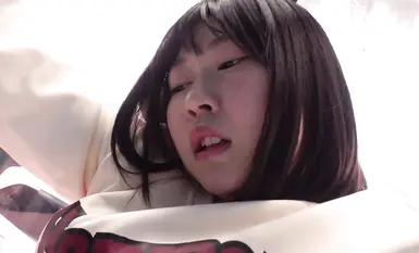 SDMM-195 กระจกวิเศษ ฉบับที่ 2 อย่าสบายตัวจนเกินไป! - - เธอและแฟนหนุ่มสุดที่รักกำลังเล่นเกมทดสอบความอดทนด้วยการจั๊กจี้ โดยอยู่ห่างกัน 30 ซม. ผ่านกระจก และนักแสดง AV ที่มีความสามารถคนนี้ใช้เทคนิคที่น่าทึ่งของเขาเพื่อยั่วยวนพวกเขาอย่างเร้าอารมณ์! - - เมื่อคุ