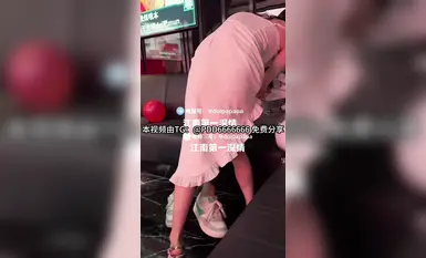 Nữ chính số 7 của Giang Nam được yêu mến nhất, bắp chân trắng mịn của giáo viên dạy khiêu vũ cổ trắng