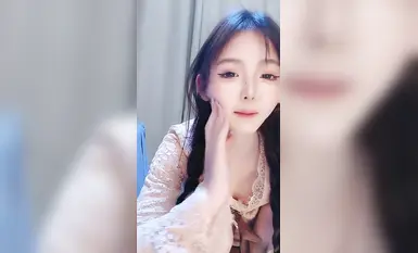 Dewi selebriti Internet Douyin terbaru pada tahun 2025 [Kucing Rakus Kecil] sangat cantik, anda pasti akan jatuh cinta padanya pada pandangan pertama, dia benar-benar kecantikan yang sangat kontras (2)